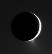 Scientists find signs of liquid water in Saturn's moon