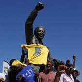 S. Africans celebrate 20th anniversary of Nelson Mandela's release from prison